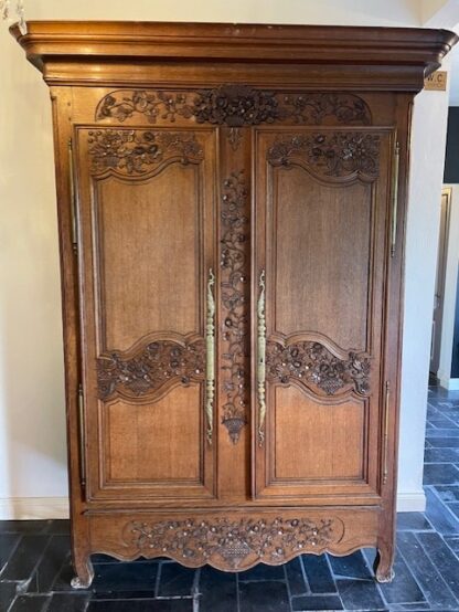 Kast 01 Normandische bruidskast