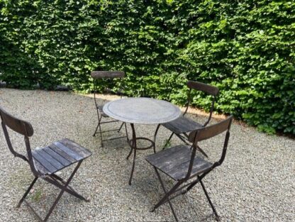Bistroset 2 (marmer tafeltje en 4 stoelen)