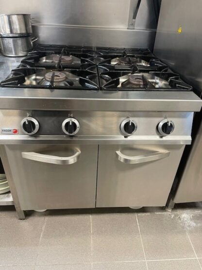 fornuis FAGOR 900 gas 4 bek CG9-40-W0 (rechtertoestel in de keuken - vanaf 08/12)